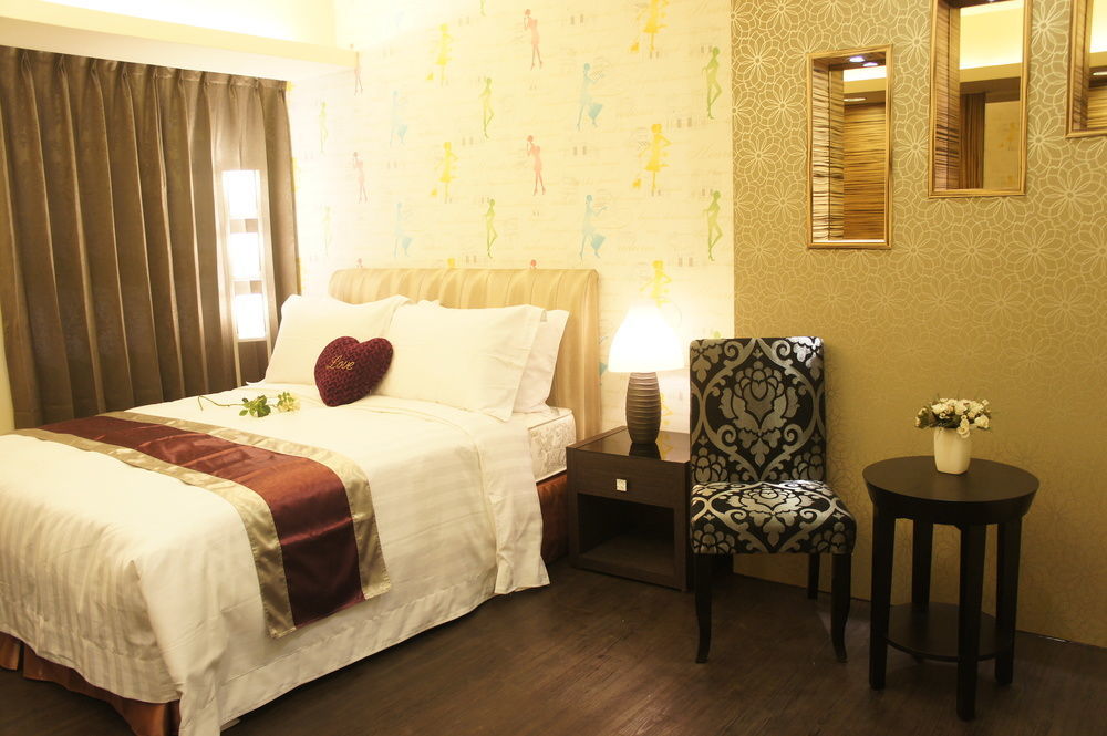 Taichung Saint Hotel Bagian luar foto