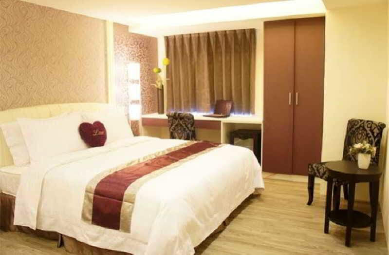 Taichung Saint Hotel Bagian luar foto